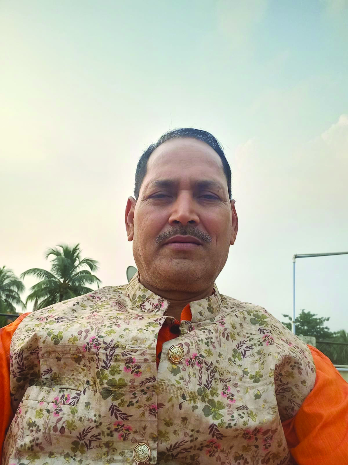 DR. BHUWAN